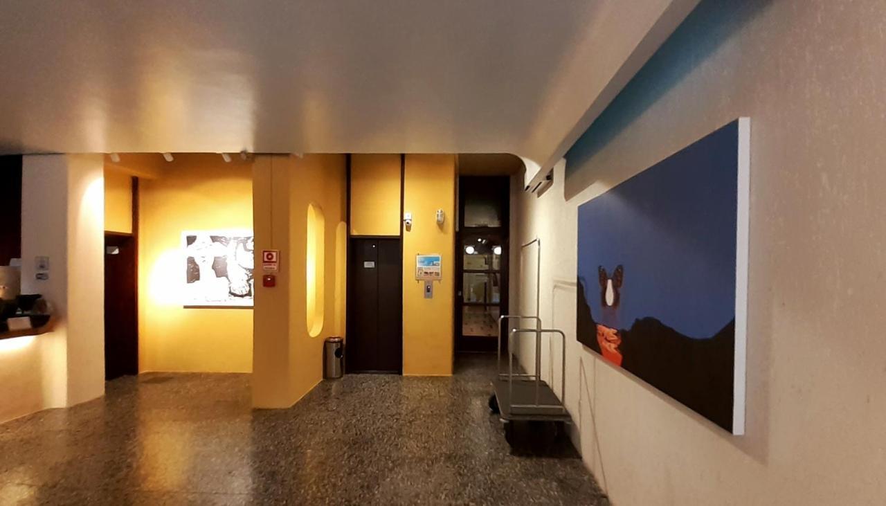 Hotel Estoril Pelotas Bagian luar foto